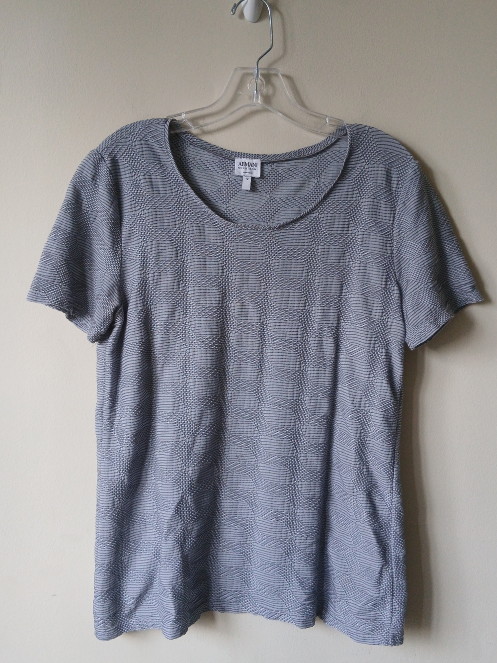 Armani Collezioni Women's Gray Short Sleeve Textured Seersucker Tee